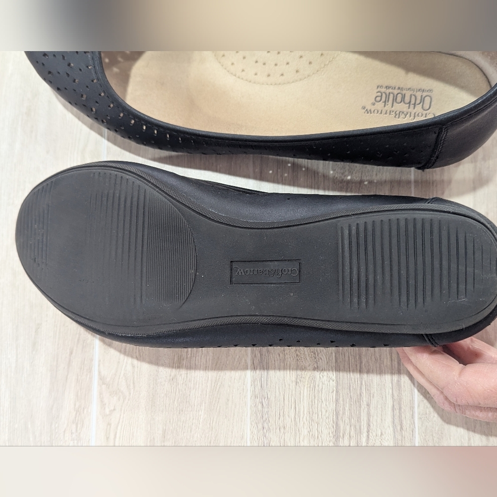Croft & Barrow Ortholite Laser Cutouts Black Flats Sz 10 *EUC - Picture 6 of 11